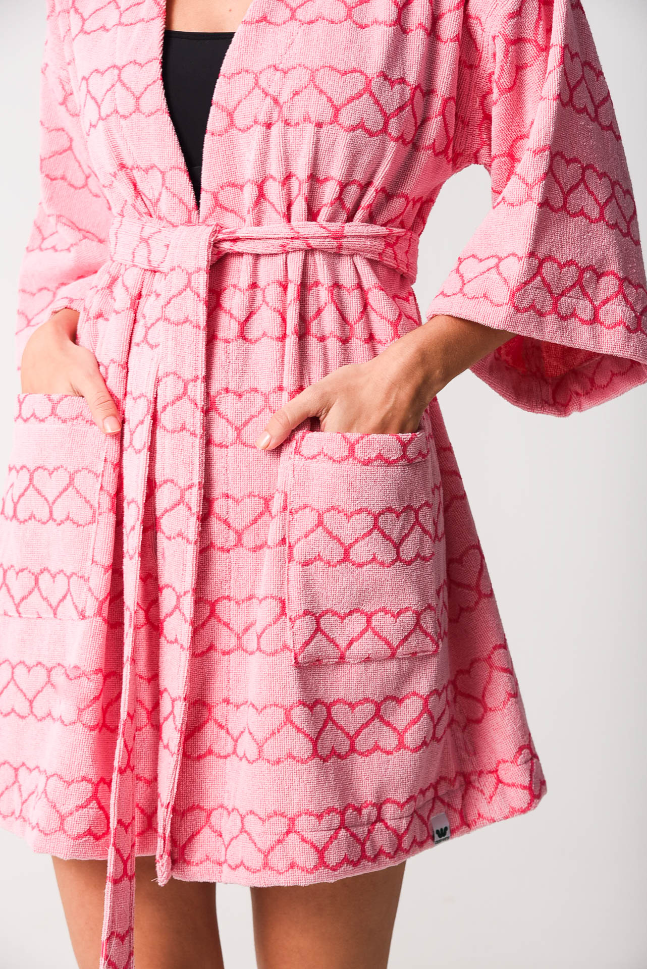 MATALA_KIMONO_RASPBERRY_HEARTS_03